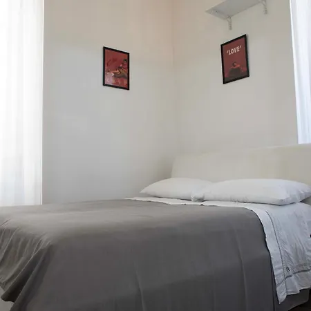 Vomerwood Loft - Luxe And Spacious House In Vomero Apartment