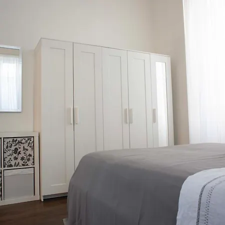 Apartment Vomerwood Loft - Luxe And Spacious House In Vomero *