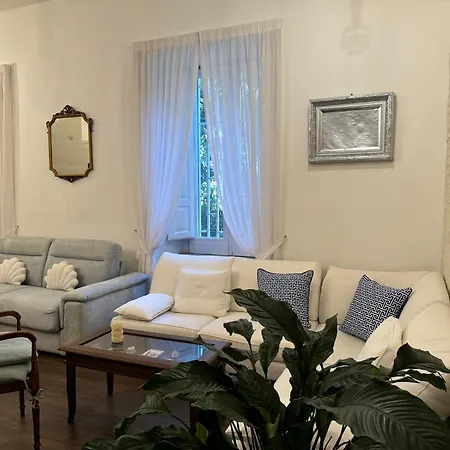 Apartment Vomerwood Loft - Luxe And Spacious House In Vomero