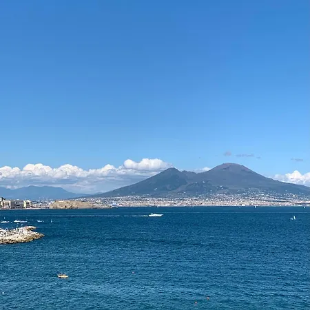 Vomerwood Loft - Luxe And Spacious House In Vomero * Naples